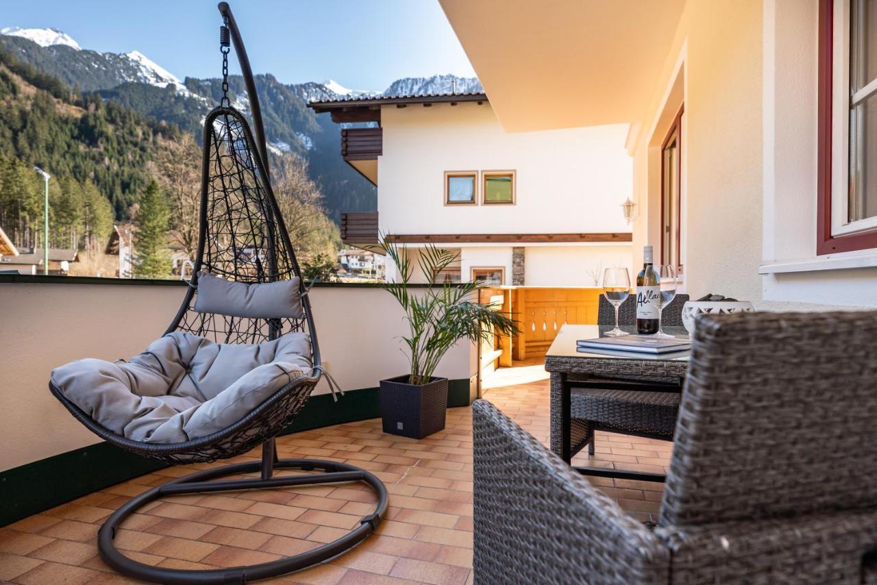 Apparthotel Sonnenhof Mayrhofen Exterior foto