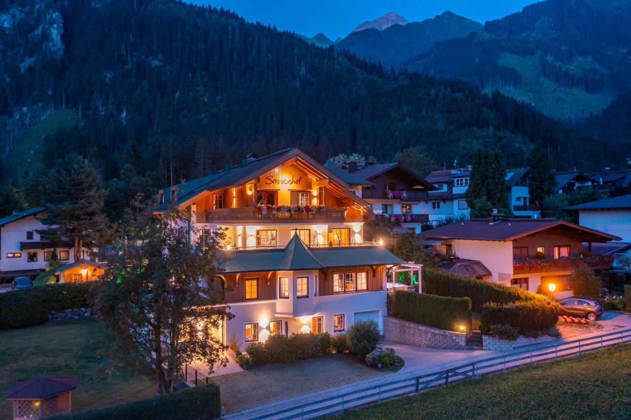 Apparthotel Sonnenhof Mayrhofen Exterior foto