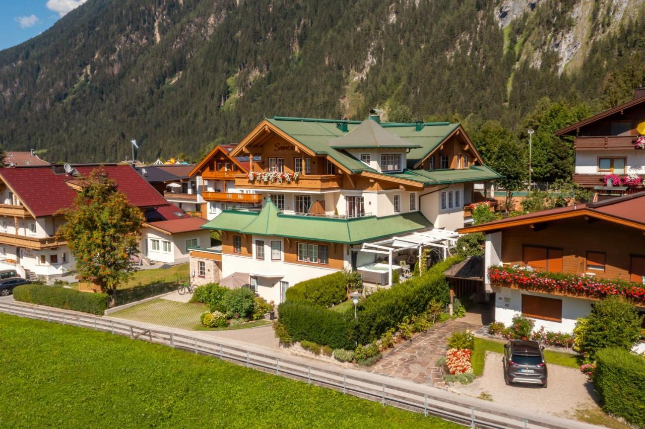 Apparthotel Sonnenhof Mayrhofen Exterior foto