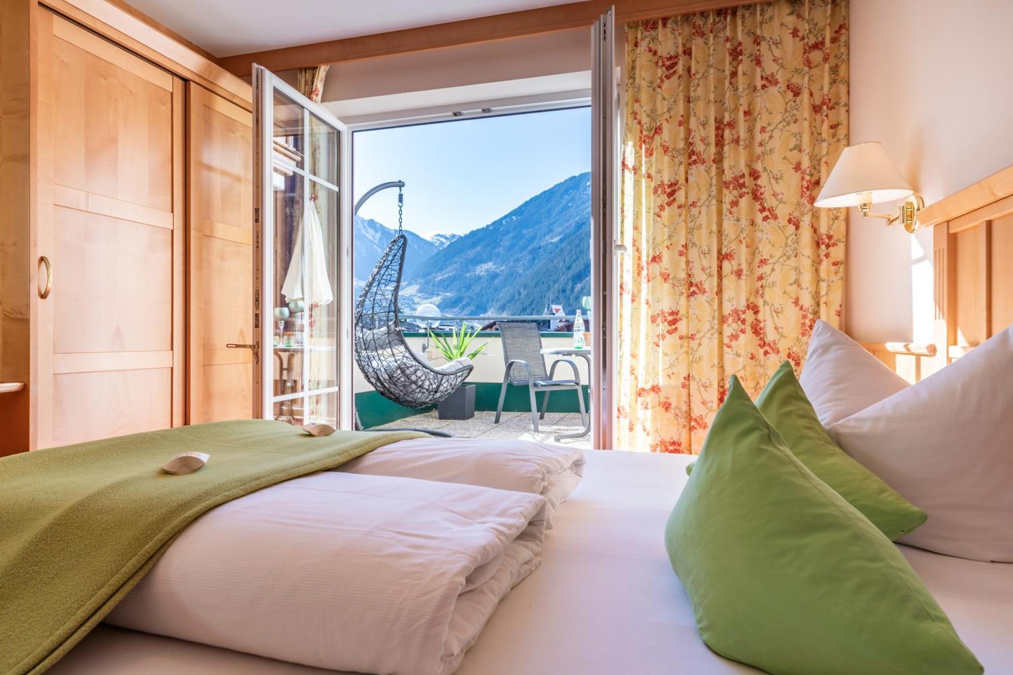 Apparthotel Sonnenhof Mayrhofen Exterior foto